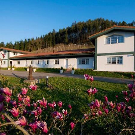 Apartamentos Turisticos Bizkar Bare Sopuerta Exteriör bild